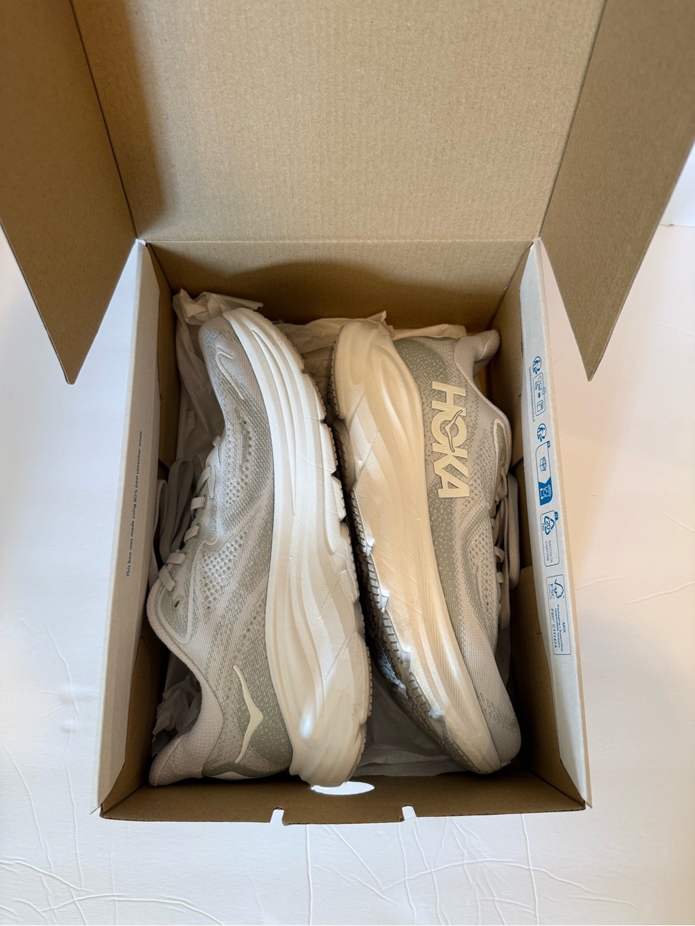 Hoka Clifton 10 Running Shoe - Picture 4 of 5